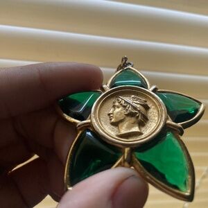 1/1 worldwide green flower mens necklace